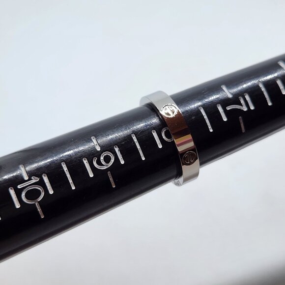 Love Ring Silver Tone Fashion Jewelry Size 8 - Picture 5 of 5